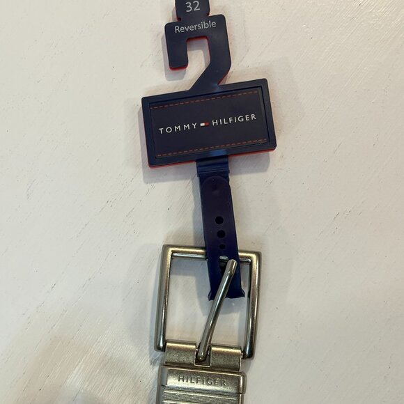 Tommy Hilfiger Men's Dress Reversible Belt with Polished Nickel Buckle - Size 32 - Picture 4 of 5